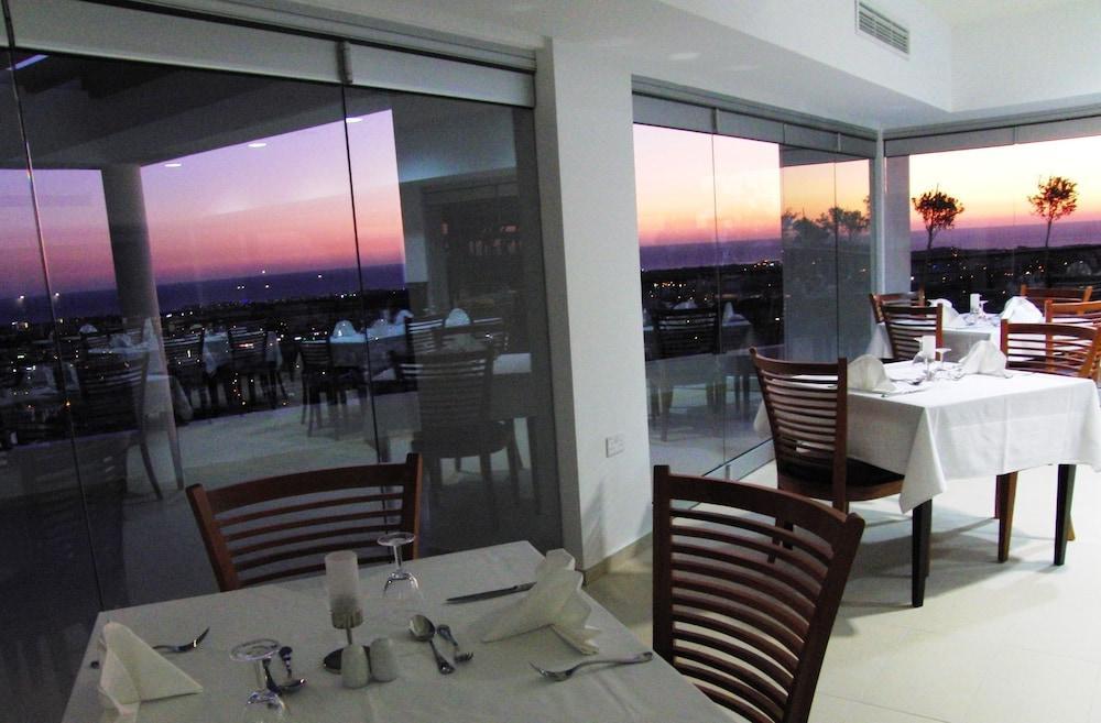 Geroskipou Royal Blue Hotel & Spa מראה חיצוני תמונה