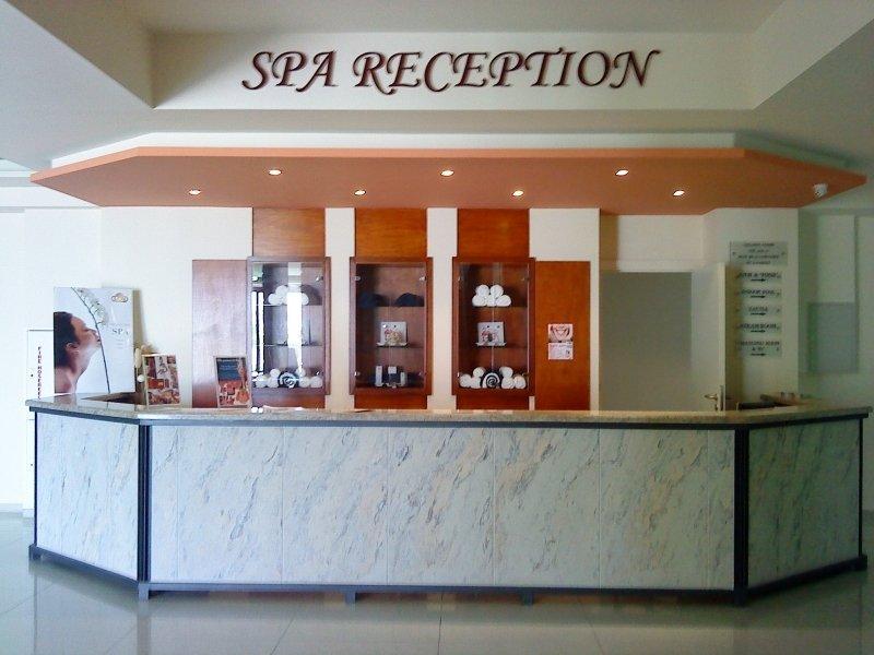 Geroskipou Royal Blue Hotel & Spa מראה חיצוני תמונה
