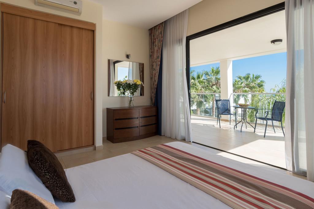 Geroskipou Royal Blue Hotel & Spa מראה חיצוני תמונה