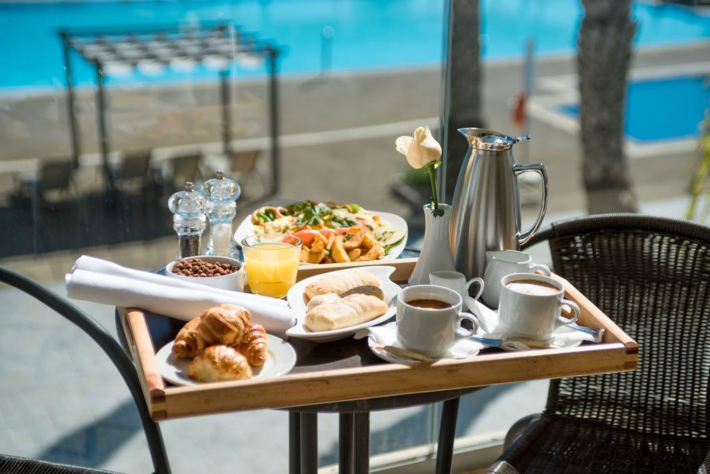 Geroskipou Royal Blue Hotel & Spa מראה חיצוני תמונה